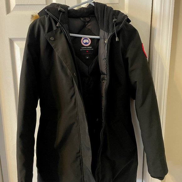 Canada Goose Victoria Parka - like new - Picture 1 of 7